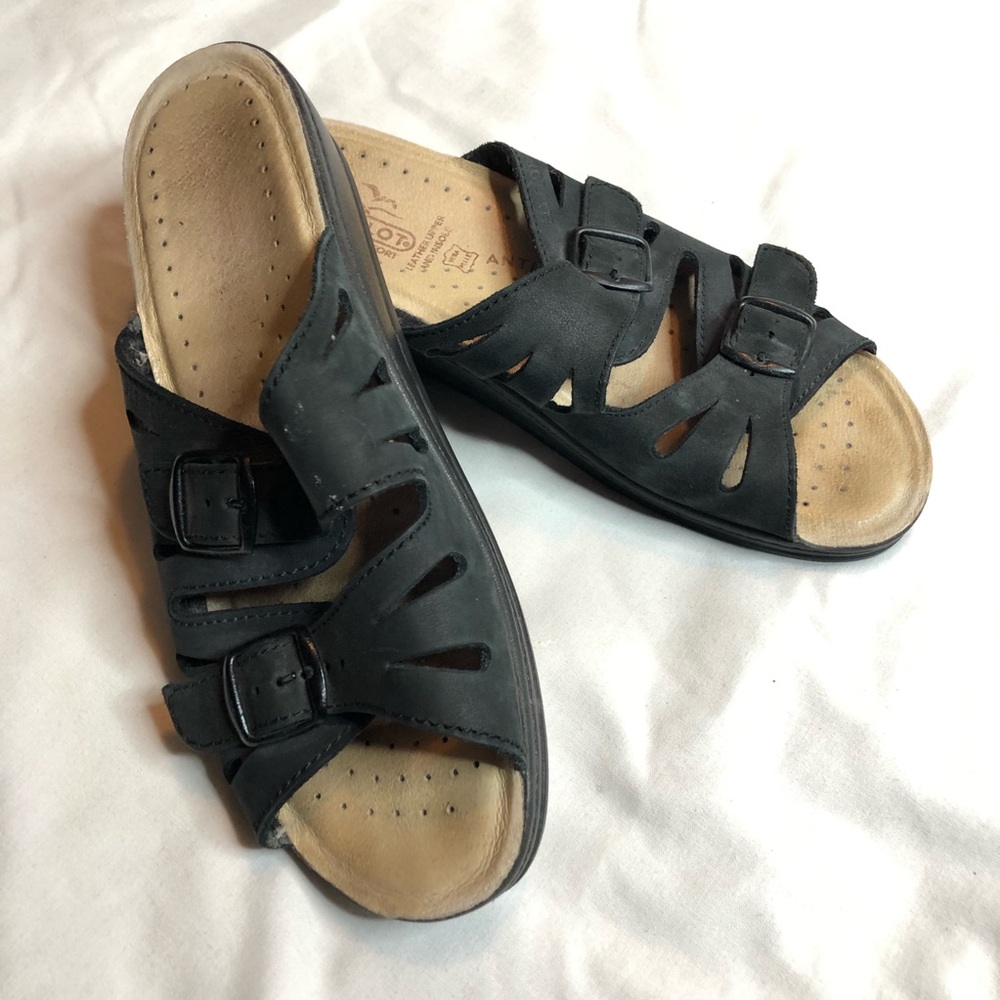 Fly Flot Italian leather sandals